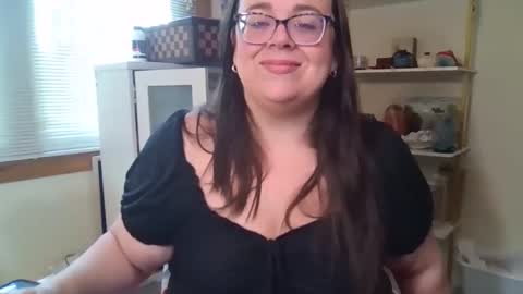 Snapshot of bbwsophiecooks chatting on May 8, 11:48 am Sophie BBW online show from May 8, 11:48 am