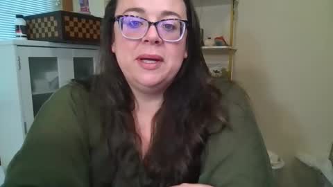Snapshot of bbwsophiecooks chatting on May 11, 12:00 pm Sophie BBW online show from May 11, 12:00 pm