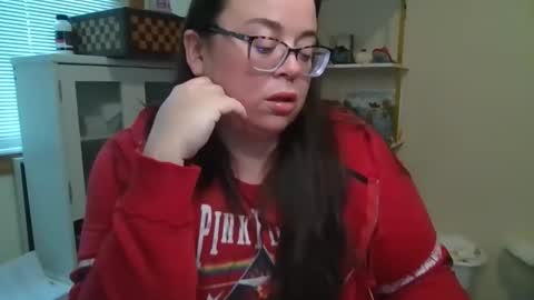 Snapshot of bbwsophiecooks chatting on May 12, 12:35 pm Sophie BBW online show from May 12, 12:35 pm