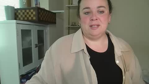 Snapshot of bbwsophiecooks chatting on May 26, 11:06 am Sophie BBW online show from May 26, 11:06 am