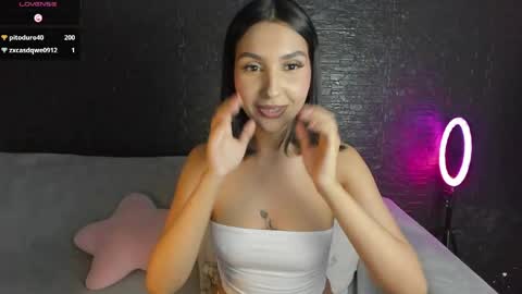 Snapshot of bby_salome_ chatting on April 30, 4:41 am salom online show from April 30, 4:41 am
