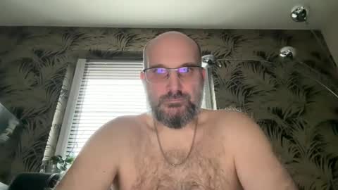 Snapshot of bcbg68 chatting on February 10, 4:11 pm bcbg68 online show from February 10, 4:11 pm