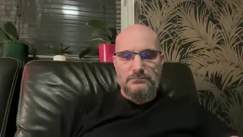 Snapshot of bcbg68 chatting on March 9, 8:35 pm bcbg68 online show from March 9, 8:35 pm