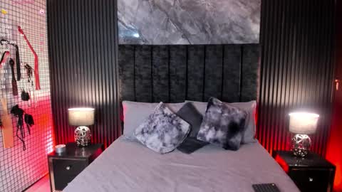 Danna  online show from February 28, 9:10 am