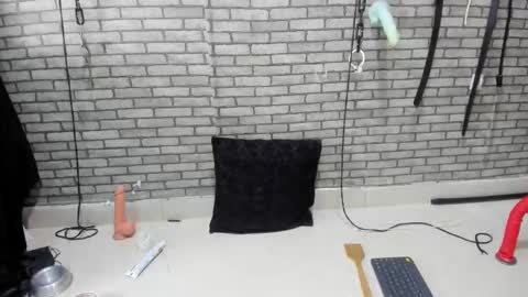 Meduza  online show from January 7, 11:40 pm