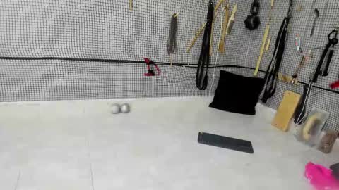 Snapshot of bdsm_meduza chatting on January 17, 11:15 am Meduza online show from January 17, 11:15 am