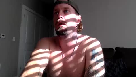 Snapshot of bdv1991 chatting on May 18, 9:53 pm bdv1991 online show from May 18, 9:53 pm