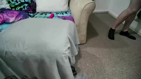 mikiforfun online show from December 5, 7:27 am