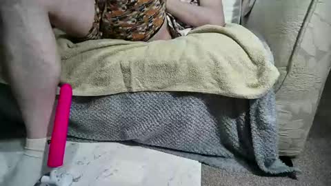 mikiforfun online show from December 12, 11:07 am