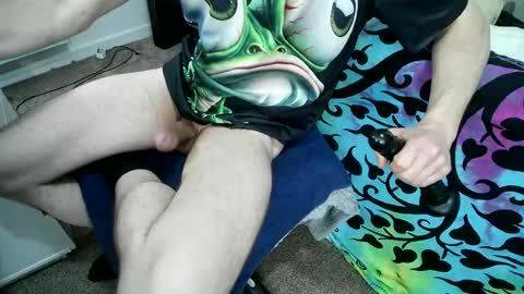 Snapshot of be4your_desire chatting on June 15, 2:52 pm mikiforfun online show from June 15, 2:52 pm