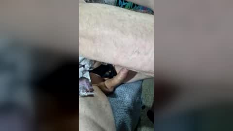 Snapshot of be4your_desire chatting on June 22, 11:02 pm mikiforfun online show from June 22, 11:02 pm