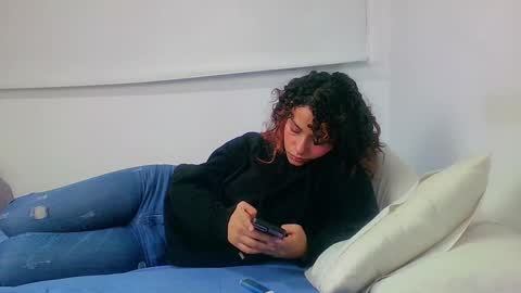 Sara  Juan online show from December 24, 2:10 am