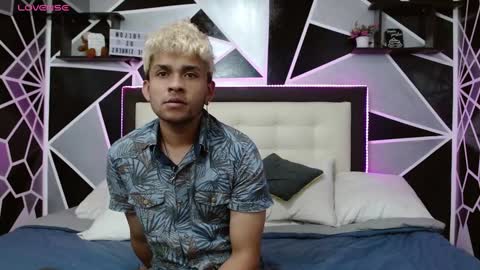 Sara  Juan online show from February 3, 12:36 am