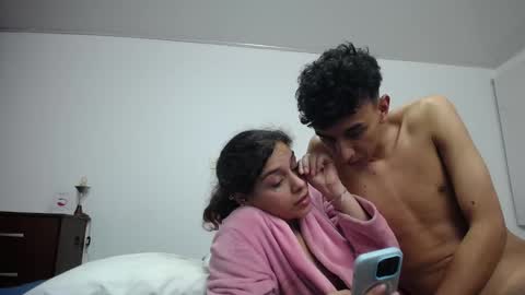 Sara  Juan online show from November 25, 5:40 am