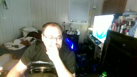 Snapshot of beachboys_2008 chatting on May 20, 5:57 am taz online show from May 20, 5:57 am