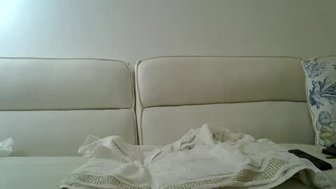 Snapshot of beachlover39 chatting on May 6, 2:40 am Beachlover39 online show from May 6, 2:40 am