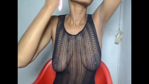 Snapshot of beakimber50 chatting on July 19, 12:14 am beakimber50 online show from July 19, 12:14 am