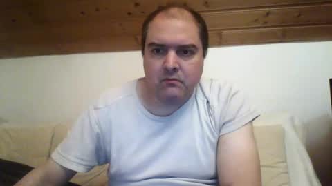 Snapshot of bear037 chatting on December 7, 11:34 pm bear037 online show from December 7, 11:34 pm
