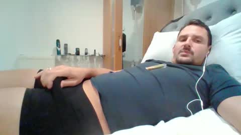 bearboudior online show from November 10, 4:28 pm