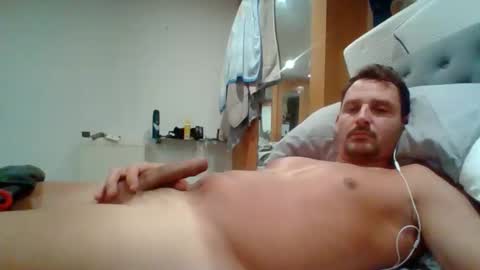 bearboudior online show from February 13, 3:19 pm