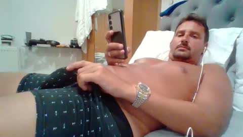 Snapshot of bearboudior chatting on May 26, 11:45 pm bearboudior online show from May 26, 11:45 pm