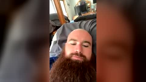 Snapshot of beard69drip chatting on July 5, 5:31 pm beard69drip online show from July 5, 5:31 pm