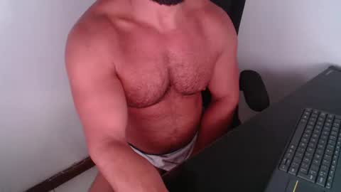 Snapshot of beard_top_guy chatting on March 2, 7:54 pm Beard Guy online show from March 2, 7:54 pm