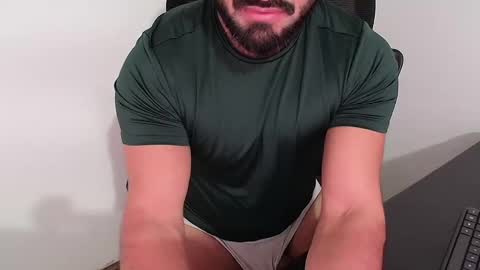 Beard Guy online show from June 2, 10:50 am