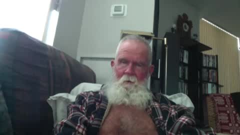beardbushy online show from July 3, 4:46 pm