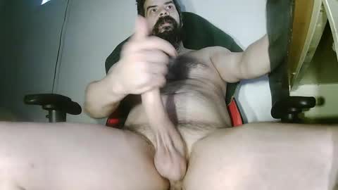 bearded_fellow online show from November 13, 7:02 pm