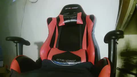 bearded_fellow online show from February 22, 9:57 pm