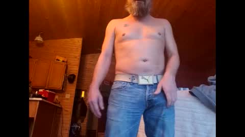 bearded_woodsman online show from January 23, 4:37 pm