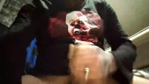 Snapshot of beardednjuicycock chatting on February 18, 7:37 am beardednjuicycock online show from February 18, 7:37 am