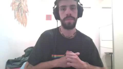 Snapshot of beardedsmoker666 chatting on November 19, 6:13 am beardedsmoker666 online show from November 19, 6:13 am