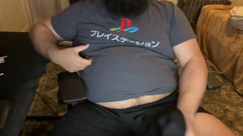 Snapshot of beardudeguy chatting on May 20, 1:12 am beardudeguy online show from May 20, 1:12 am