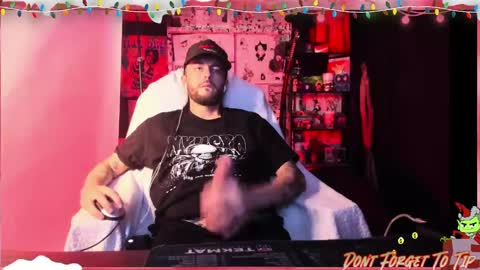 Snapshot of beastbxy chatting on December 22, 6:28 am beast bxy online show from December 22, 6:28 am