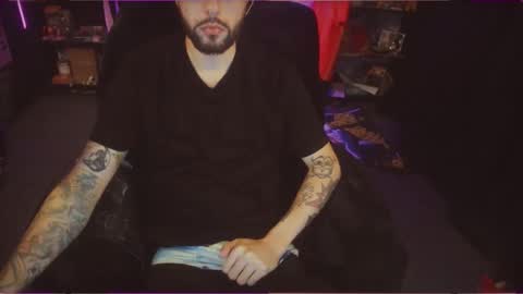 Snapshot of beastbxy chatting on November 7, 7:58 pm beast bxy online show from November 7, 7:58 pm