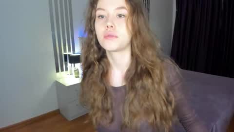 BeatriceWild online show from April 5, 10:12 am