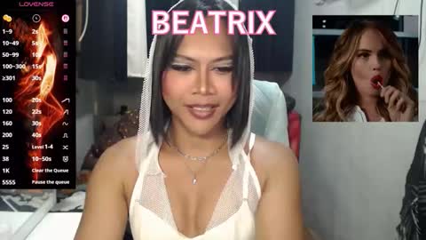 Snapshot of beatrix022 chatting on May 8, 7:19 pm beatrix022 online show from May 8, 7:19 pm