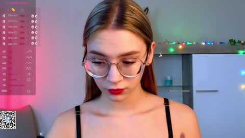Kate online show from February 2, 8:13 am