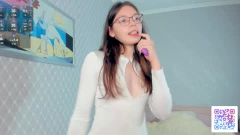 Snapshot of beatrixcutsforth chatting on September 20, 7:15 pm Beatrix or Triss3 online show from September 20, 7:15 pm