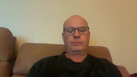 Snapshot of beatsboy87 chatting on June 18, 11:36 am beatsboy87 online show from June 18, 11:36 am