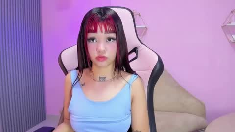 Snapshot of beautty_woman_ chatting on May 31, 1:51 pm Sara online show from May 31, 1:51 pm