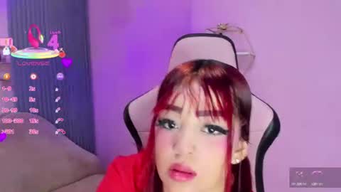 Snapshot of beautty_woman_ chatting on July 17, 10:33 am Sara online show from July 17, 10:33 am
