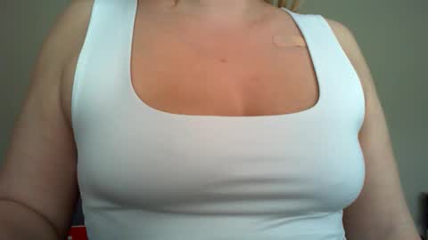 beauty_annyta online show from March 6, 9:50 am