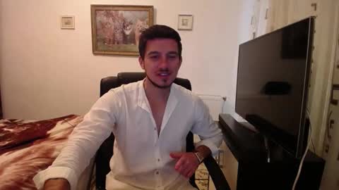 Snapshot of beauty_hard_beast chatting on September 22, 11:45 am Mia and Jake online show from September 22, 11:45 am