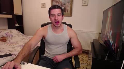 Snapshot of beauty_hard_beast chatting on November 8, 1:22 pm Mia and Jake online show from November 8, 1:22 pm