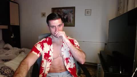 Mia and Jake online show from January 17, 9:40 pm