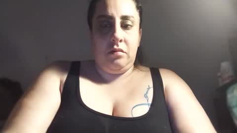Snapshot of beautyandthebeast73 chatting on February 3, 4:25 am beautyandthebeast73 online show from February 3, 4:25 am