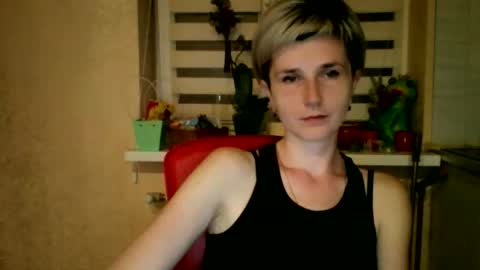 Snapshot of beautyksenia chatting on May 22, 8:03 pm BeautyKsenia online show from May 22, 8:03 pm